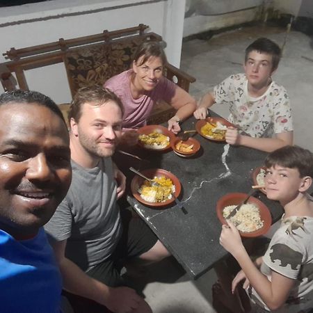 Sura Homestay Канді Екстер'єр фото