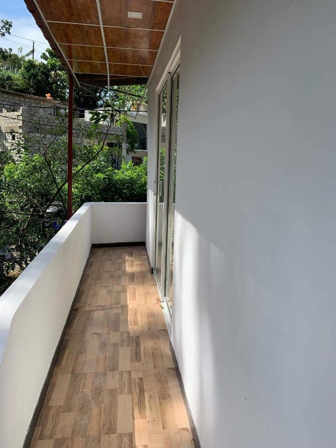 Sura Homestay Канді Екстер'єр фото