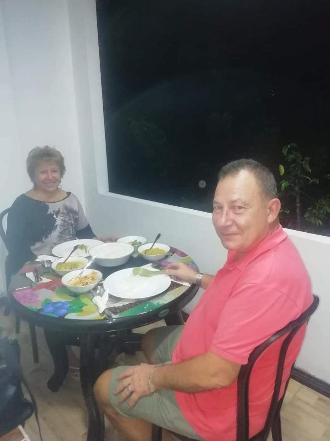 Sura Homestay Канді Екстер'єр фото