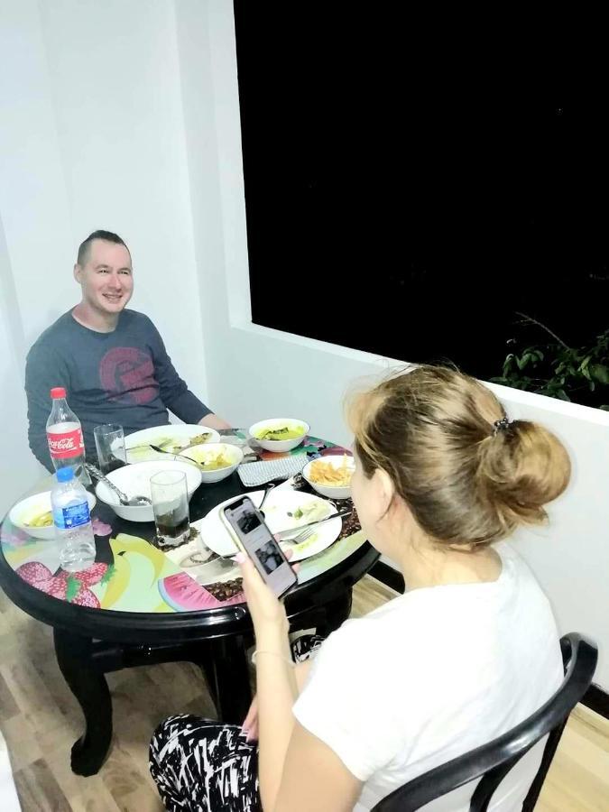 Sura Homestay Канді Екстер'єр фото